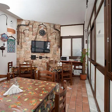 Oda ve Kahvaltı Kunesias