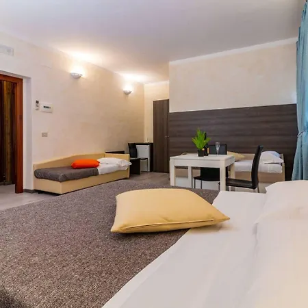 Kunesias Bed & Breakfast 4*